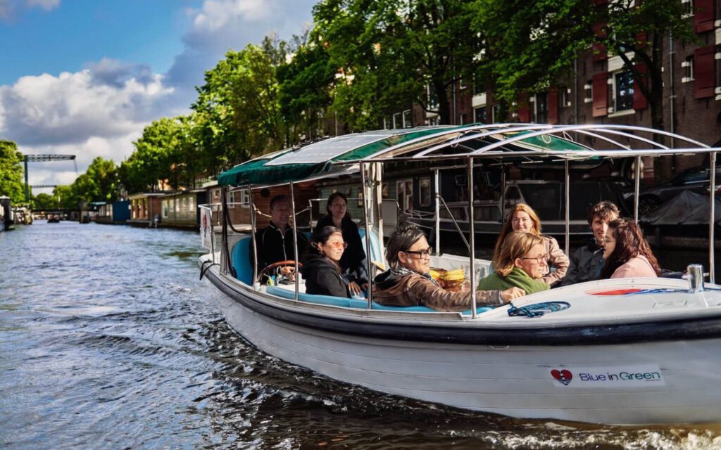 best canal cruise amsterdam Hero image on homepage